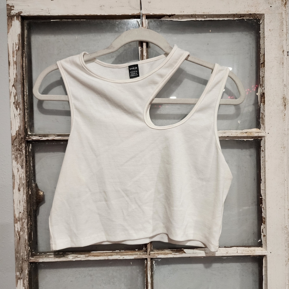 Crop tank